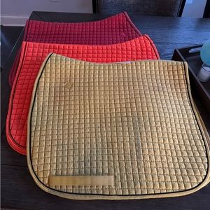 3 Schooling saddle pads